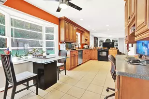 5428 Smoke Rise Dr, Stone Mountain, GA 30087 - Photo 18