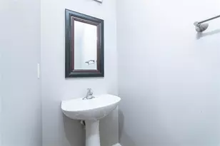 310 Sugarberry Ln, Suwanee, GA 30024 - Photo 10