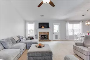 3467 Hill Pond Dr, Buford, GA 30519 - Photo 4