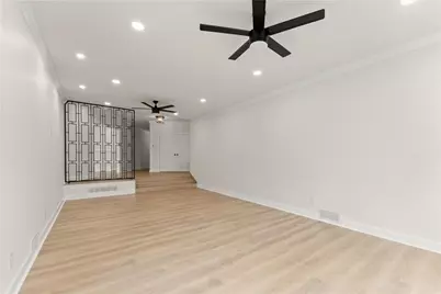 664 Chenocetah Drive, Cornelia, GA 30531 - Photo 6