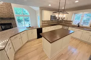 5344 Forest Springs Dr, Atlanta, GA 30338 - Photo 14
