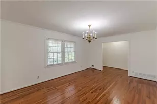 2110 La Vista Cir, Hapeville, GA 30354 - Photo 22