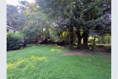 1066 Powder Springs Street SE, Smyrna, GA 30080 - Photo 16