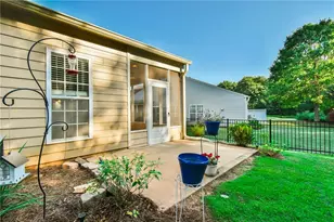 6136 Longleaf Dr, Hoschton, GA 30548 - Photo 6