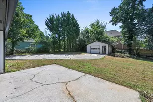 5692 Rosser Ct, Lilburn, GA 30047 - Photo 28