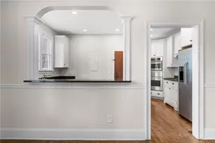 77 Peachtree Memorial Dr NW, Atlanta, GA 30309 - Photo 10