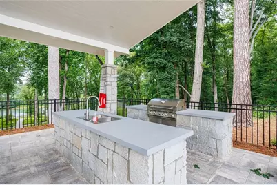 4989 Sealy Circle, Peachtree Corners, GA 30092 - Photo 48