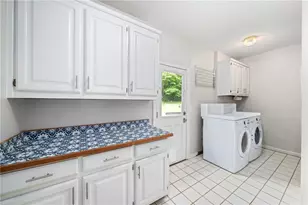1040 Finnsbury Dr, Roswell, GA 30075 - Photo 20