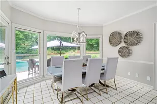 1040 Finnsbury Dr, Roswell, GA 30075 - Photo 14