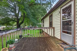 242 Oakridge Dr SE, Marietta, GA 30060 - Photo 16