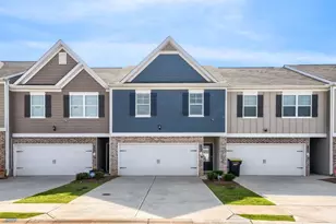 11694 Chatham Dr, Hampton, GA 30228 - Photo 1
