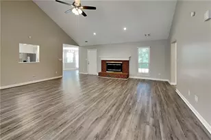 2630 Amber Creek Dr, Douglasville, GA 30135 - Photo 2