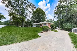 291 Sourwood Dr, Marietta, GA 30062 - Photo 38