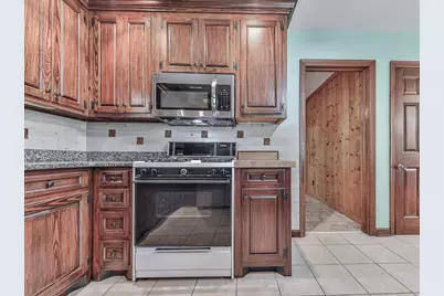 291 Sourwood Drive, Marietta, GA 30062 - Photo 12