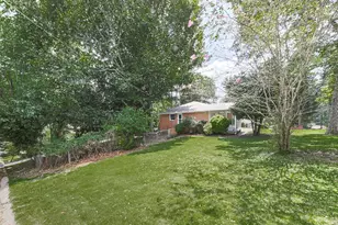 291 Sourwood Dr, Marietta, GA 30062 - Photo 32