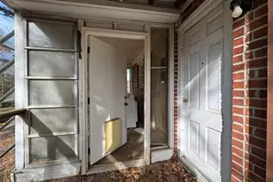 2169 Delowe Dr, Atlanta, GA 30344 - Photo 32