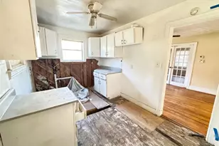 2169 Delowe Dr, Atlanta, GA 30344 - Photo 10