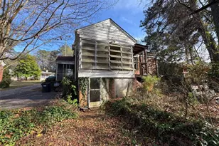 2169 Delowe Dr, Atlanta, GA 30344 - Photo 38