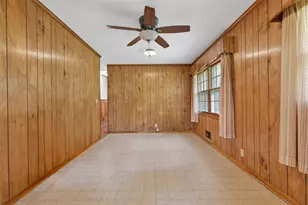 442 Stonewood Dr, Stone Mountain, GA 30087 - Photo 16