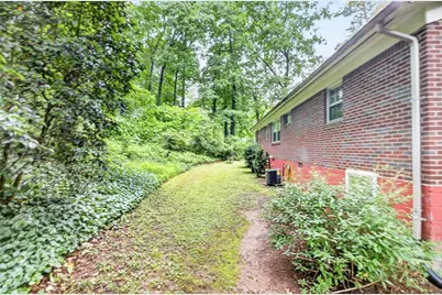 442 Stonewood Drive, Stone Mountain, GA 30087 - Photo 36