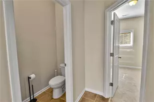 1660 Gilstrap Ln NW, Atlanta, GA 30318 - Photo 36