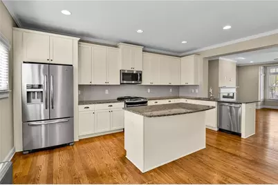 1660 Gilstrap Lane NW, Atlanta, GA 30318 - Photo 12