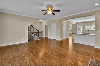 1660 Gilstrap Lane NW, Atlanta, GA 30318 - Photo 10