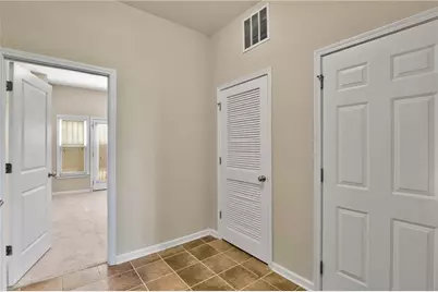 1660 Gilstrap Lane NW, Atlanta, GA 30318 - Photo 48