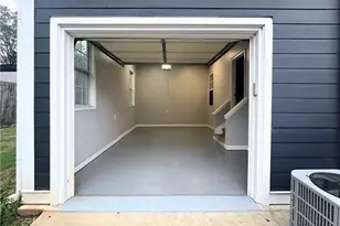 8 Weyman Ave SW, Atlanta, GA 30315 - Photo 36