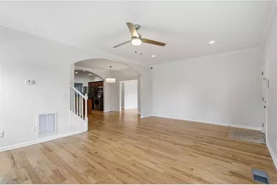 8 Weyman Avenue SW, Atlanta, GA 30315 - Photo 12