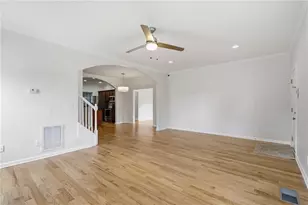 8 Weyman Ave SW, Atlanta, GA 30315 - Photo 12
