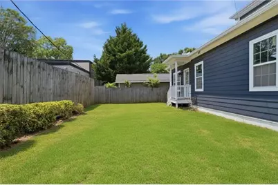 8 Weyman Avenue SW, Atlanta, GA 30315 - Photo 34
