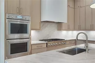290 Christopher Robin Rd, Alpharetta, GA 30005 - Photo 20