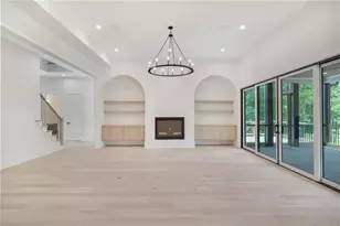 290 Christopher Robin Rd, Alpharetta, GA 30005 - Photo 12