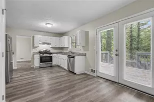 5322 Walker Rd, Stone Mountain, GA 30088 - Photo 6