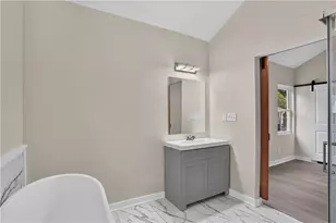 882 Tanner Dr, Scottdale, GA 30079 - Photo 14