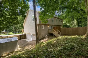 2136 Valley Oaks Dr SE, Smyrna, GA 30080 - Photo 24