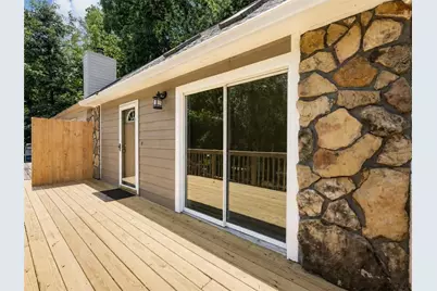 2136 Valley Oaks Drive SE, Smyrna, GA 30080 - Photo 4