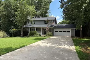 4830 Squirrel Creek Dr, Gainesville, GA 30506 - Photo 2