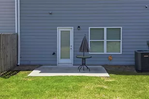 7548 Knoll Hollow Rd, Lithonia, GA 30058 - Photo 2
