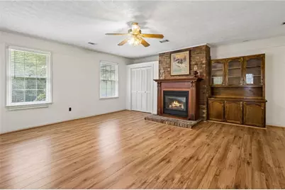 2761 Valleydale Drive NW, Conyers, GA 30012 - Photo 34