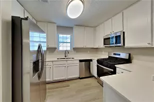 2928 Yukon Trail NW, Acworth, GA 30101 - Photo 4
