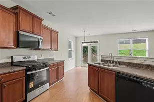 6486 E Stonelake Pl SW, Atlanta, GA 30331 - Photo 10