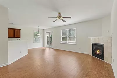 6486 E Stonelake Place SW, Atlanta, GA 30331 - Photo 8