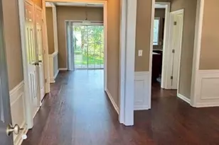 564 Friars Head Dr, Suwanee, GA 30024 - Photo 2