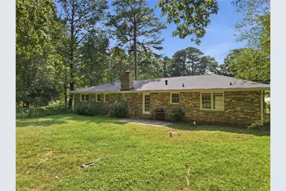886 Oakhill Court, Stone Mountain, GA 30087 - Photo 10