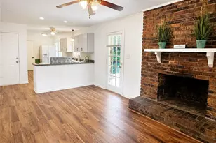 886 Oakhill Ct, Stone Mountain, GA 30087 - Photo 4
