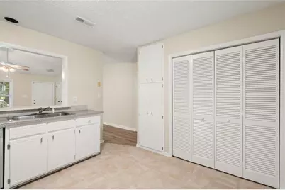 5668 Williamsburg Trace, Atlanta, GA 30349 - Photo 10