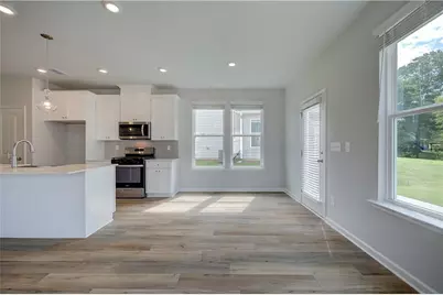 326 Bedford Trace, Conyers, GA 30094 - Photo 8