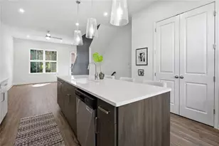 179 Color Circle SE, Atlanta, GA 30317 - Photo 4